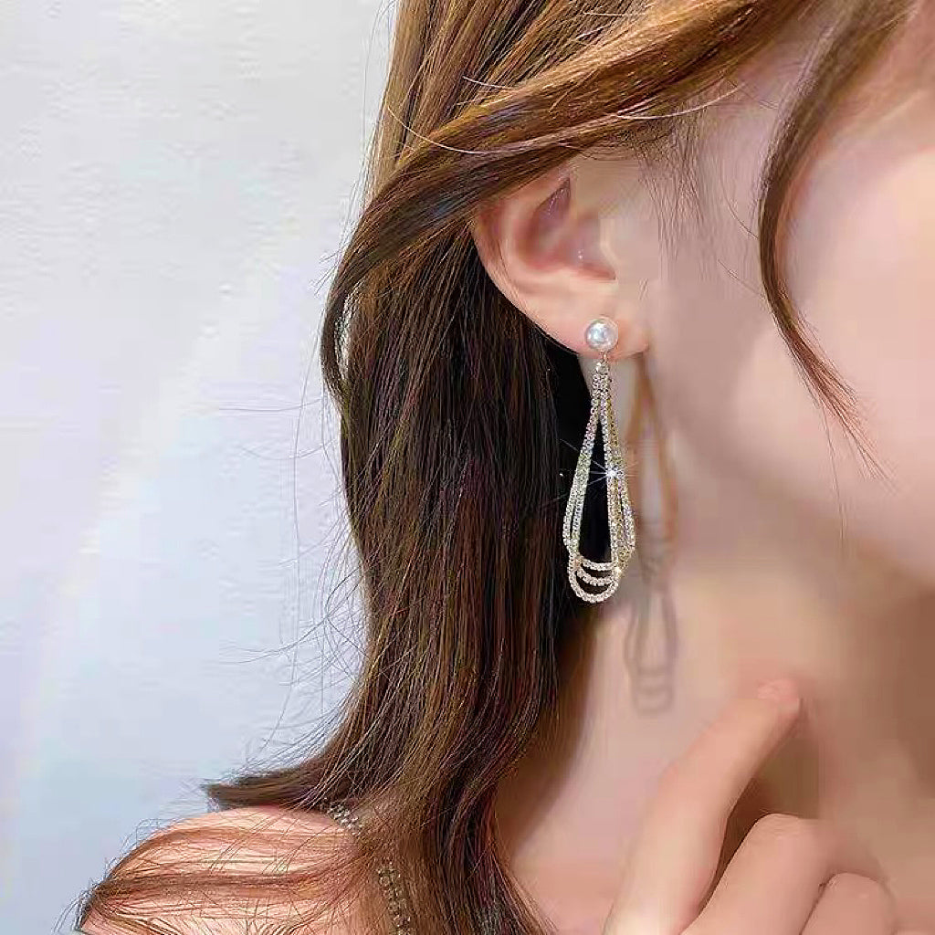 Fashion Pearl Tassel Earrings